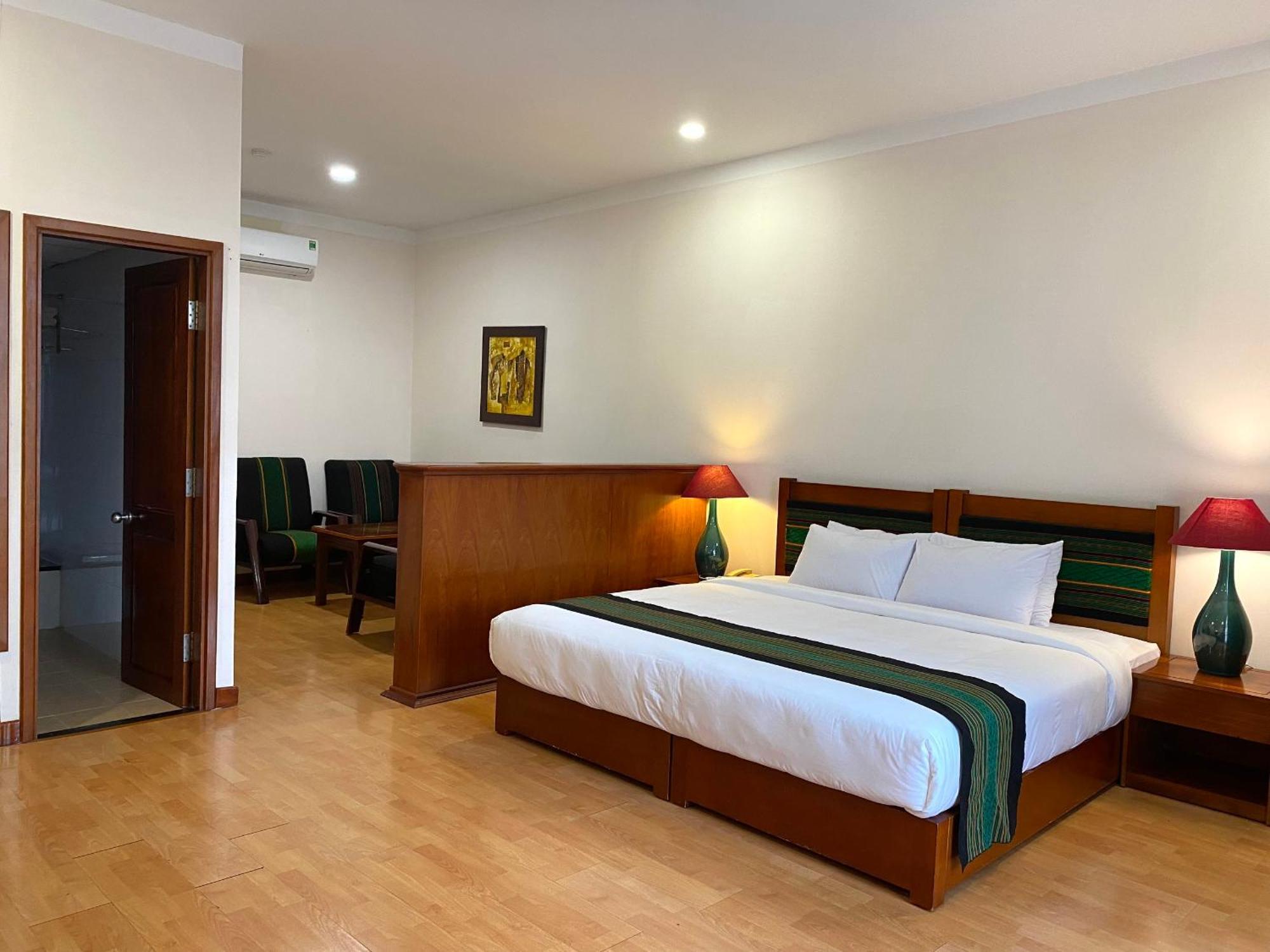 Dam San Hotel Buon Ma Thuot Εξωτερικό φωτογραφία