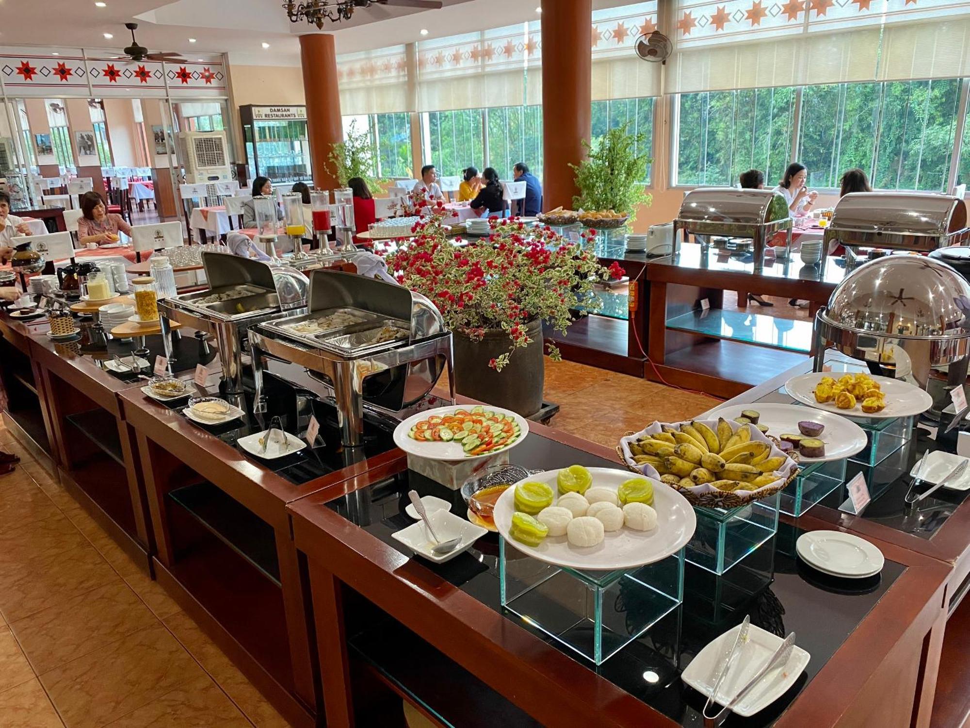 Dam San Hotel Buon Ma Thuot Εξωτερικό φωτογραφία